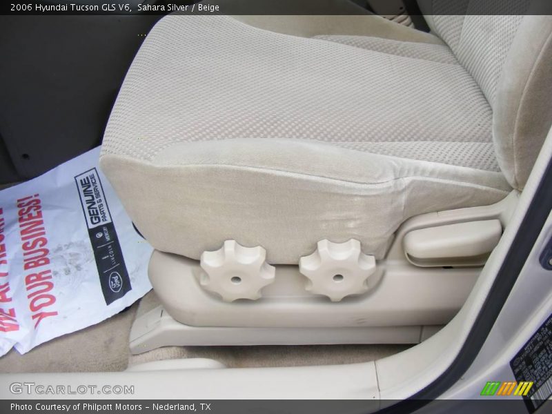 Sahara Silver / Beige 2006 Hyundai Tucson GLS V6