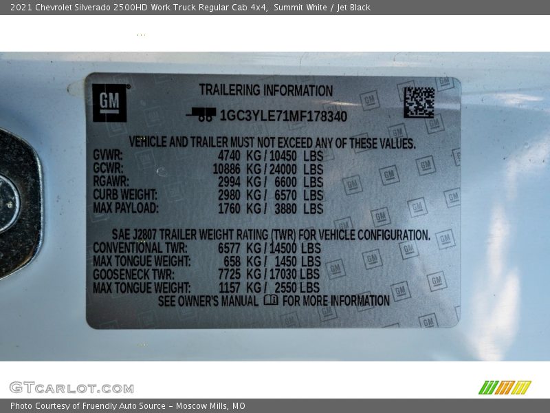 Summit White / Jet Black 2021 Chevrolet Silverado 2500HD Work Truck Regular Cab 4x4