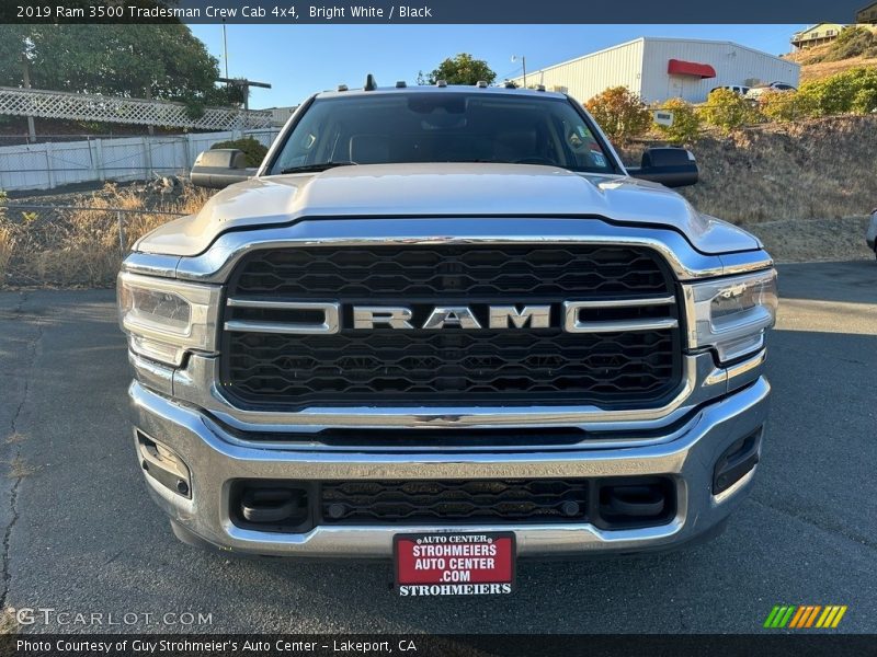 Bright White / Black 2019 Ram 3500 Tradesman Crew Cab 4x4