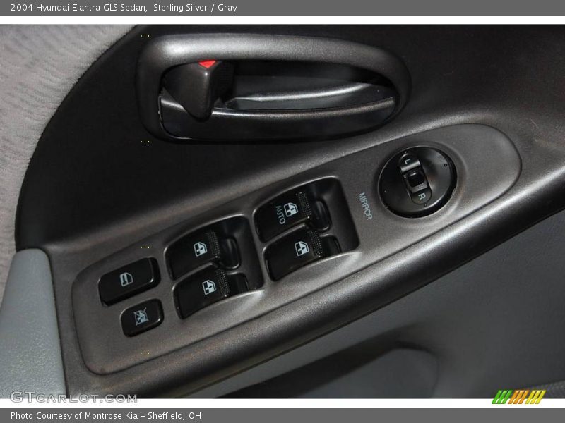 Sterling Silver / Gray 2004 Hyundai Elantra GLS Sedan