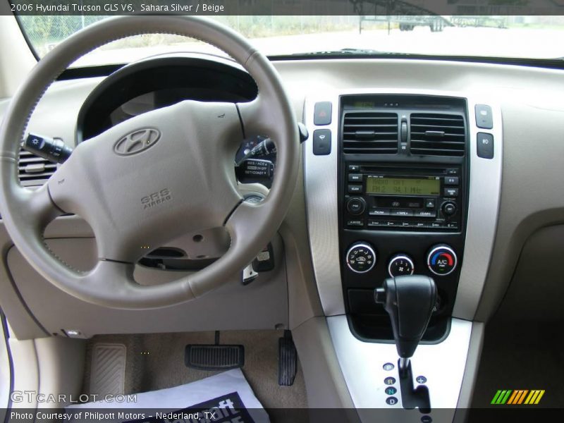 Sahara Silver / Beige 2006 Hyundai Tucson GLS V6