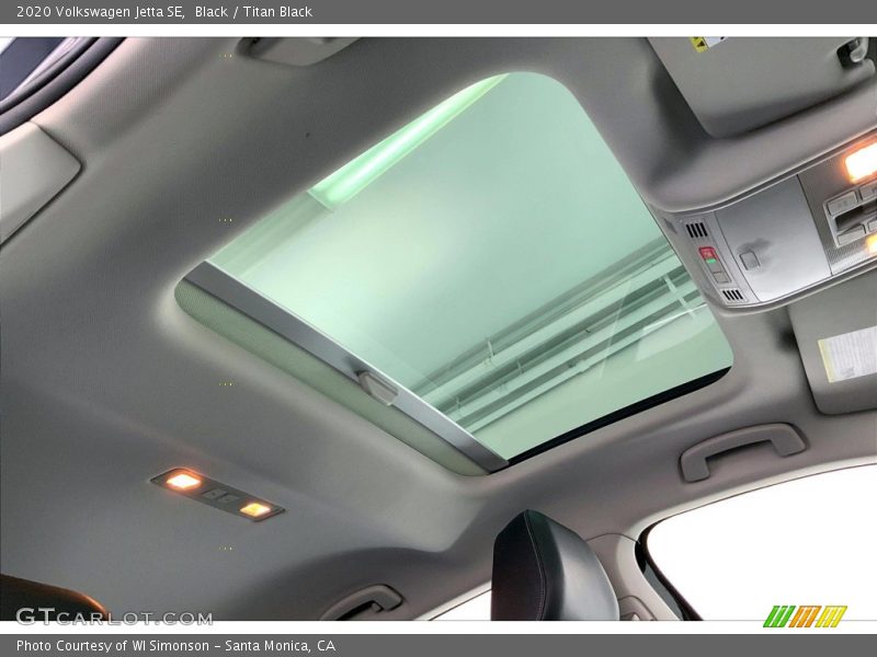 Sunroof of 2020 Jetta SE