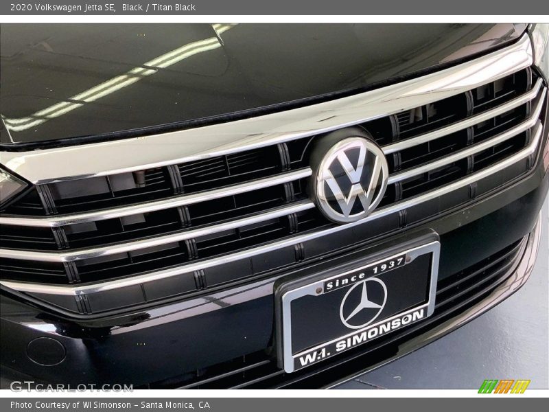 Black / Titan Black 2020 Volkswagen Jetta SE