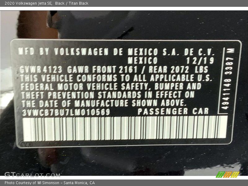 Black / Titan Black 2020 Volkswagen Jetta SE