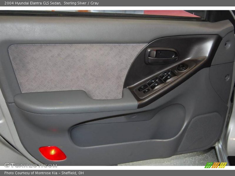 Sterling Silver / Gray 2004 Hyundai Elantra GLS Sedan