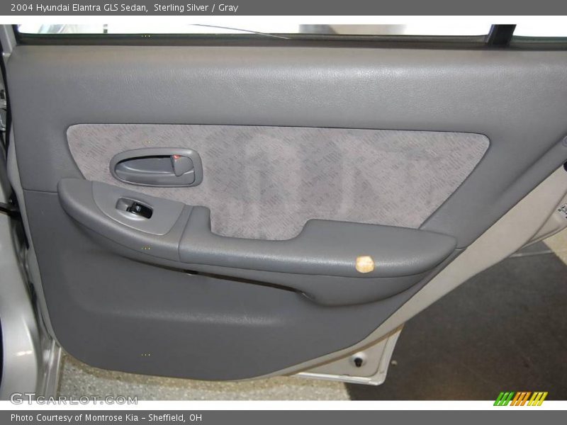 Sterling Silver / Gray 2004 Hyundai Elantra GLS Sedan