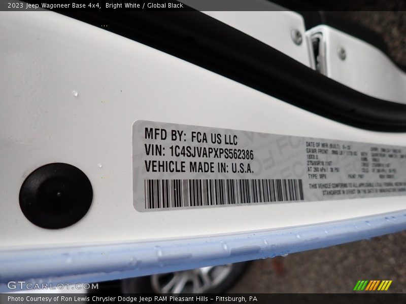 Bright White / Global Black 2023 Jeep Wagoneer Base 4x4