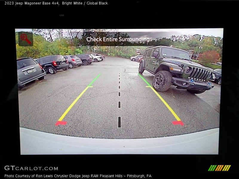 Controls of 2023 Wagoneer Base 4x4