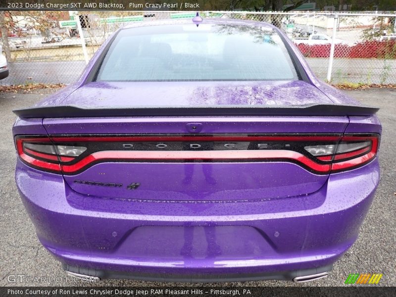  2023 Charger SXT AWD Blacktop Plum Crazy Pearl