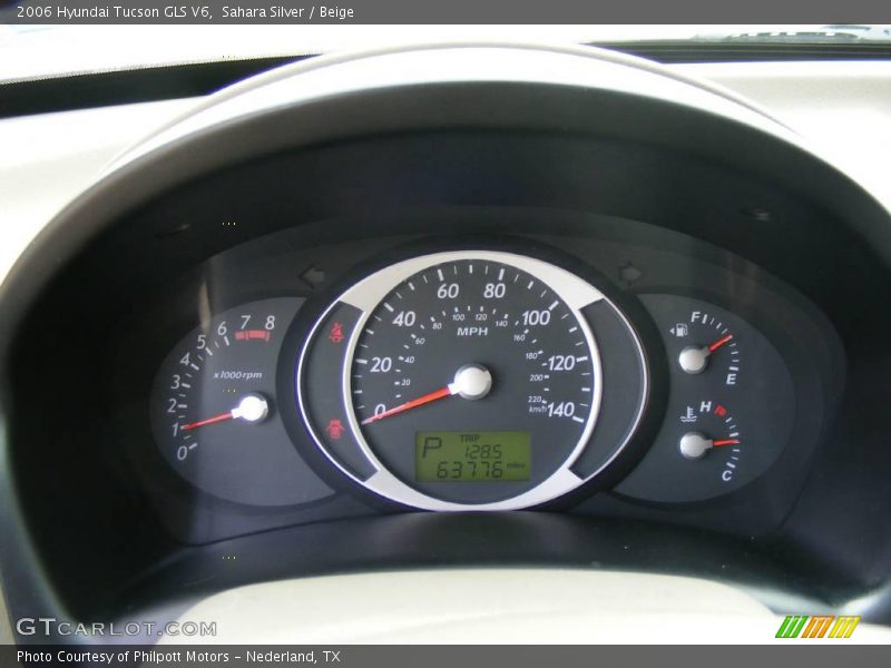 Sahara Silver / Beige 2006 Hyundai Tucson GLS V6