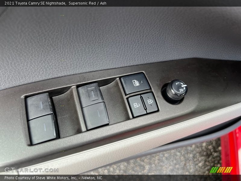 Door Panel of 2021 Camry SE Nightshade