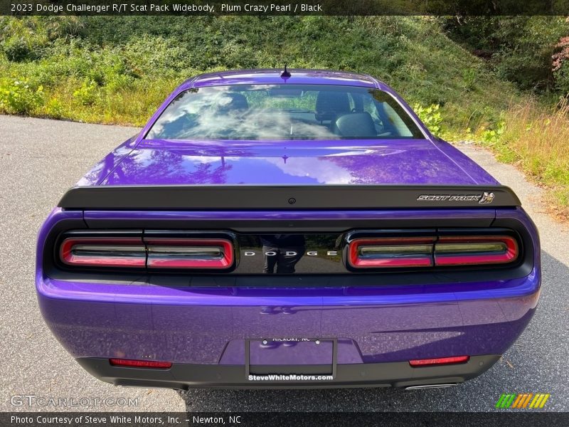  2023 Challenger R/T Scat Pack Widebody Plum Crazy Pearl