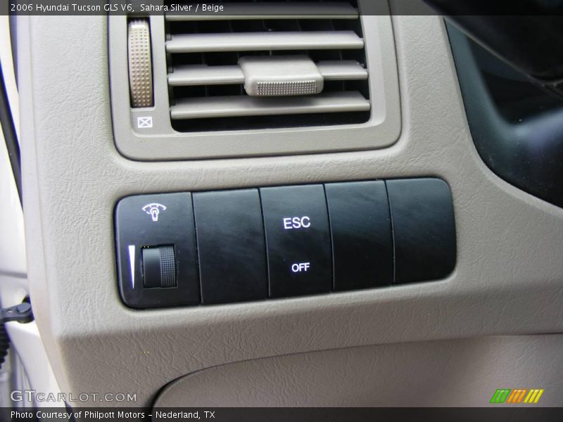 Sahara Silver / Beige 2006 Hyundai Tucson GLS V6
