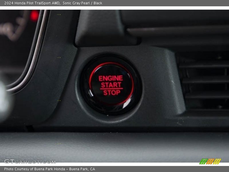 Controls of 2024 Pilot TrailSport AWD