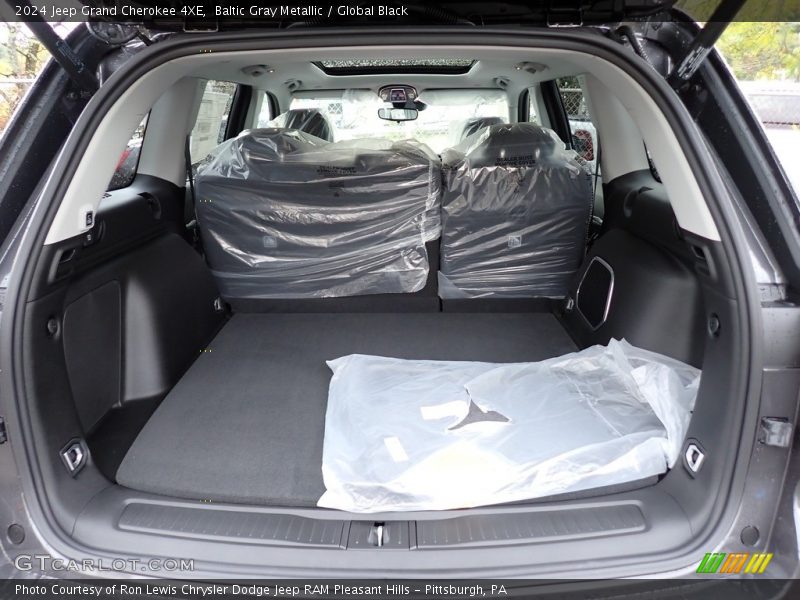  2024 Grand Cherokee 4XE Trunk