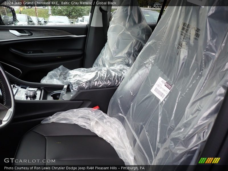 Baltic Gray Metallic / Global Black 2024 Jeep Grand Cherokee 4XE