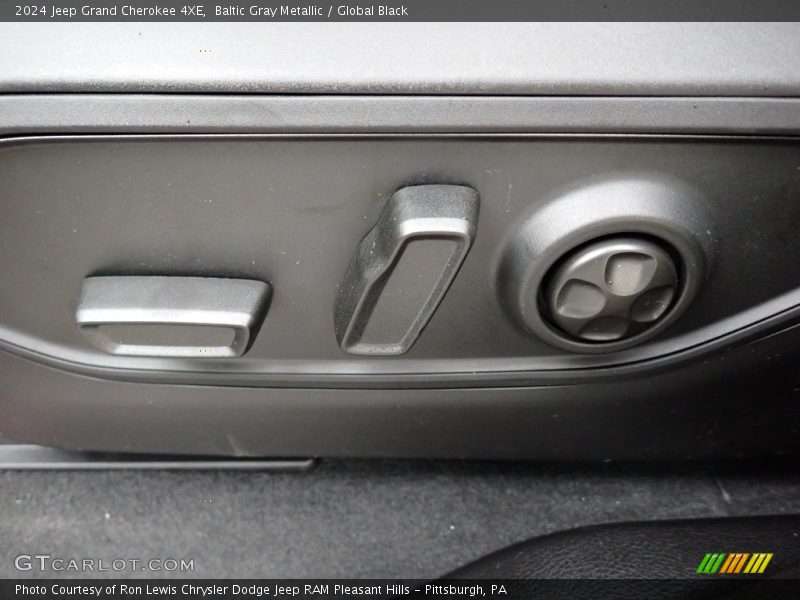 Baltic Gray Metallic / Global Black 2024 Jeep Grand Cherokee 4XE