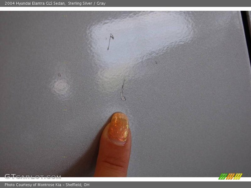Sterling Silver / Gray 2004 Hyundai Elantra GLS Sedan