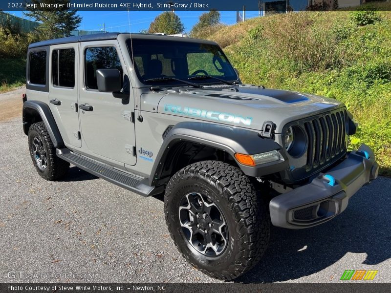 Front 3/4 View of 2022 Wrangler Unlimited Rubicon 4XE Hybrid