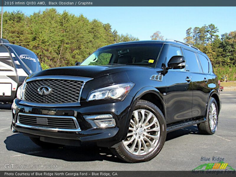Front 3/4 View of 2016 QX80 AWD