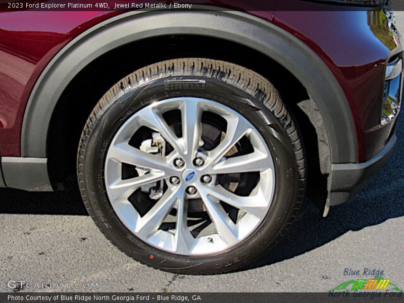  2023 Explorer Platinum 4WD Wheel