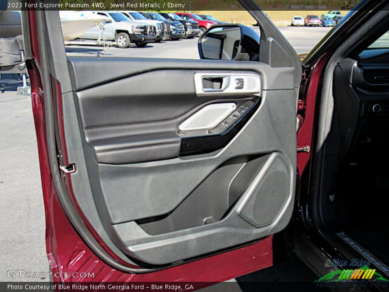 Door Panel of 2023 Explorer Platinum 4WD