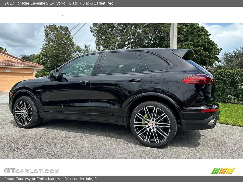  2017 Cayenne S E-Hybrid Black