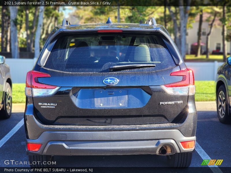 Crystal Black Silica / Gray 2021 Subaru Forester 2.5i Premium