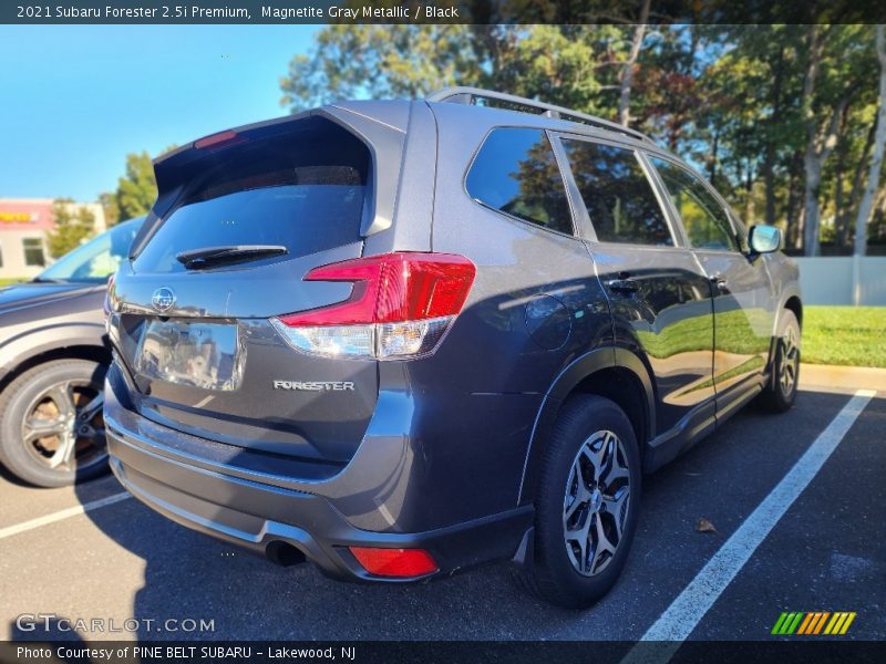 Magnetite Gray Metallic / Black 2021 Subaru Forester 2.5i Premium