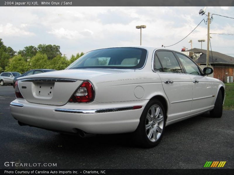 White Onyx / Sand 2004 Jaguar XJ XJ8