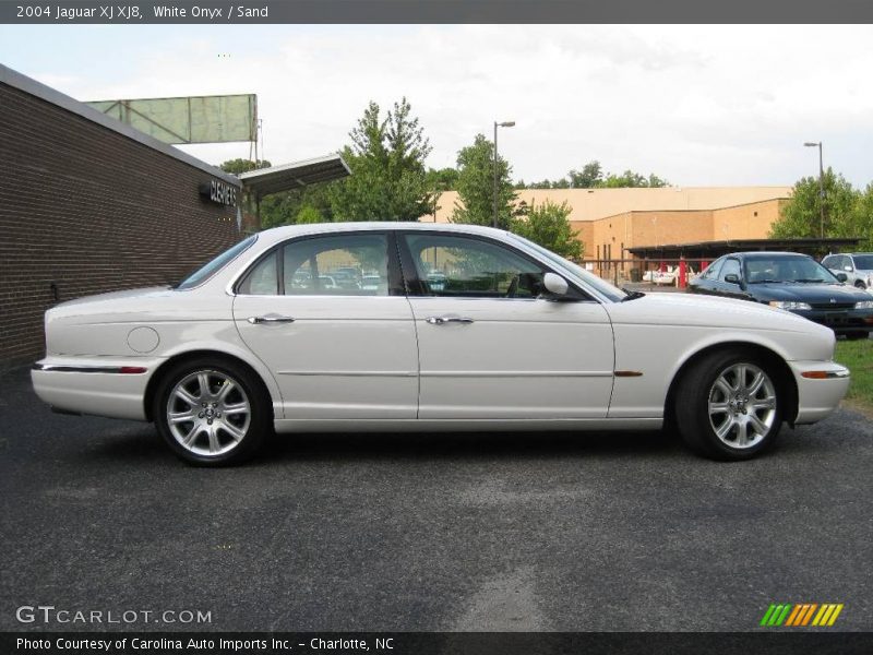 White Onyx / Sand 2004 Jaguar XJ XJ8
