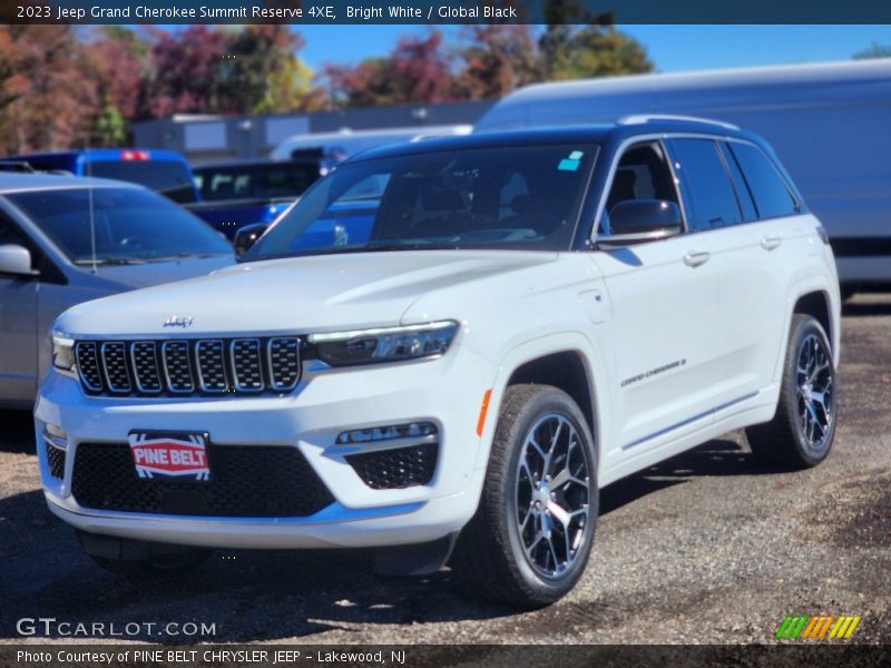 Bright White / Global Black 2023 Jeep Grand Cherokee Summit Reserve 4XE