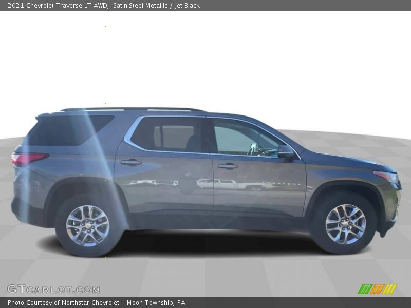 Satin Steel Metallic / Jet Black 2021 Chevrolet Traverse LT AWD