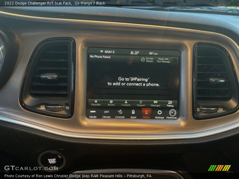 Go Mango / Black 2022 Dodge Challenger R/T Scat Pack