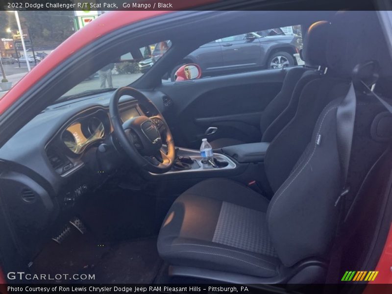 Go Mango / Black 2022 Dodge Challenger R/T Scat Pack