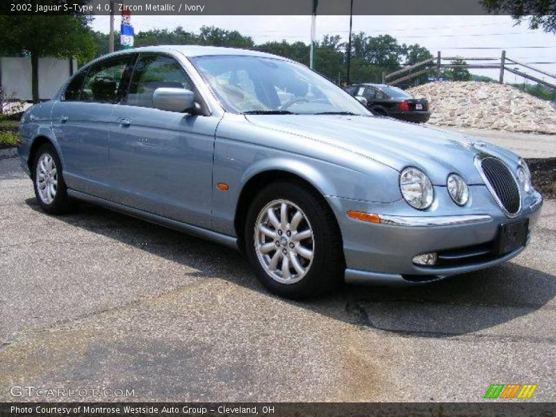 Zircon Metallic / Ivory 2002 Jaguar S-Type 4.0