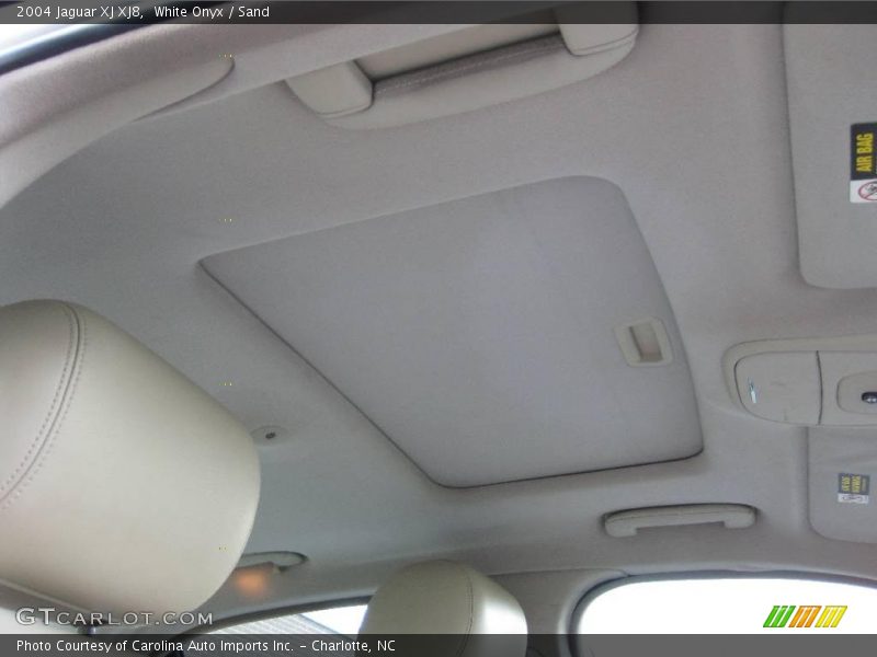 White Onyx / Sand 2004 Jaguar XJ XJ8