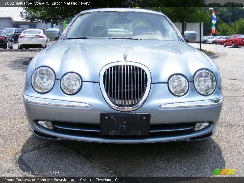 Zircon Metallic / Ivory 2002 Jaguar S-Type 4.0