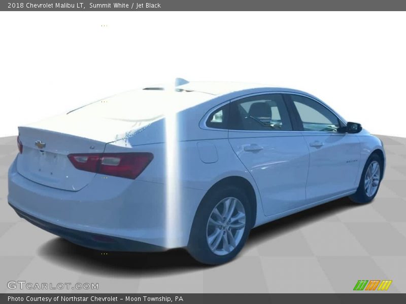 Summit White / Jet Black 2018 Chevrolet Malibu LT
