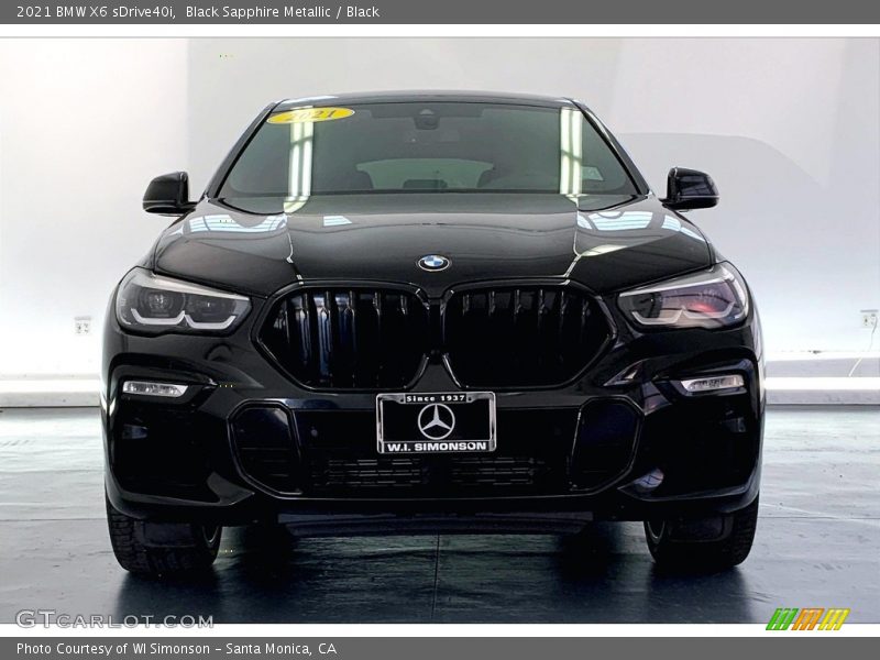Black Sapphire Metallic / Black 2021 BMW X6 sDrive40i