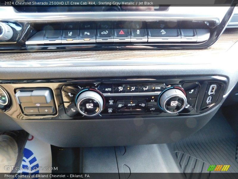 Controls of 2024 Silverado 2500HD LT Crew Cab 4x4