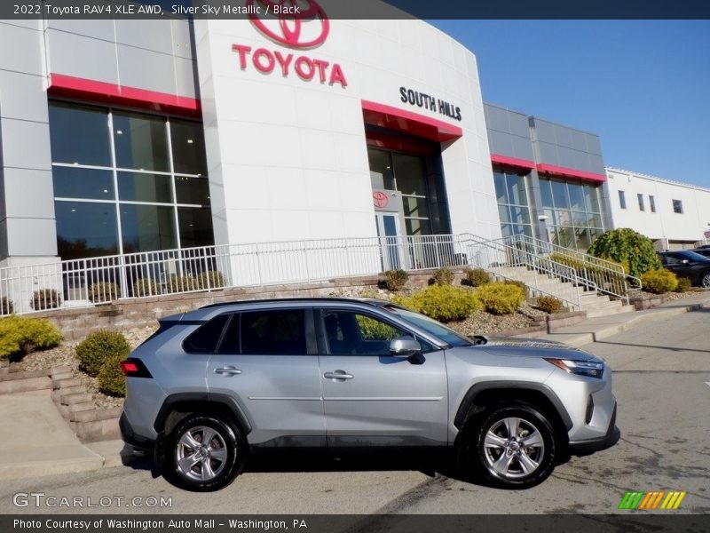 Silver Sky Metallic / Black 2022 Toyota RAV4 XLE AWD