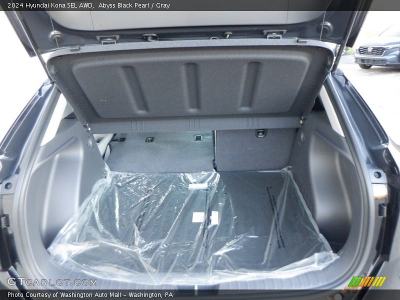  2024 Kona SEL AWD Trunk