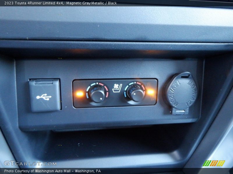 Magnetic Gray Metallic / Black 2023 Toyota 4Runner Limited 4x4
