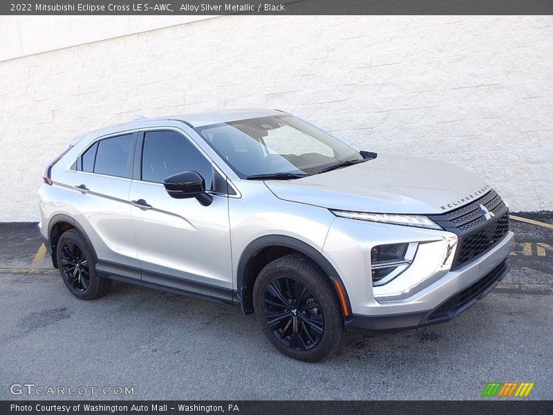 Front 3/4 View of 2022 Eclipse Cross LE S-AWC