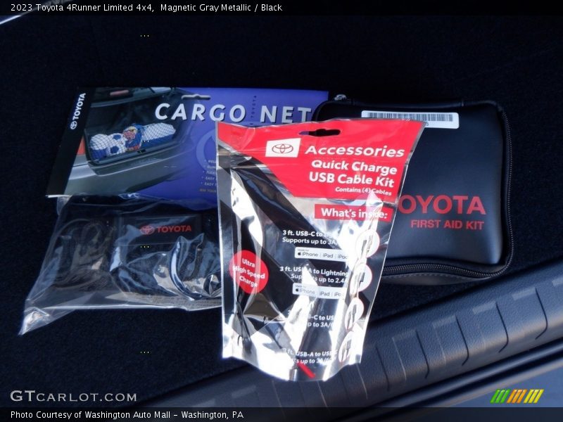 Magnetic Gray Metallic / Black 2023 Toyota 4Runner Limited 4x4