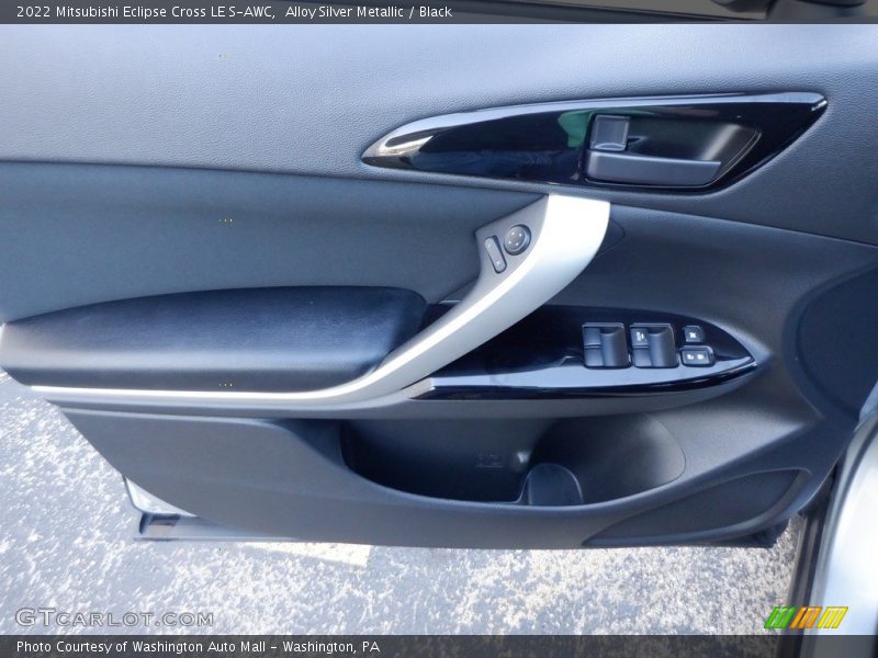 Door Panel of 2022 Eclipse Cross LE S-AWC