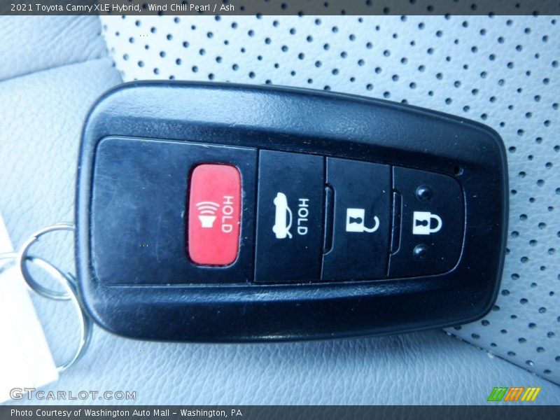 Wind Chill Pearl / Ash 2021 Toyota Camry XLE Hybrid
