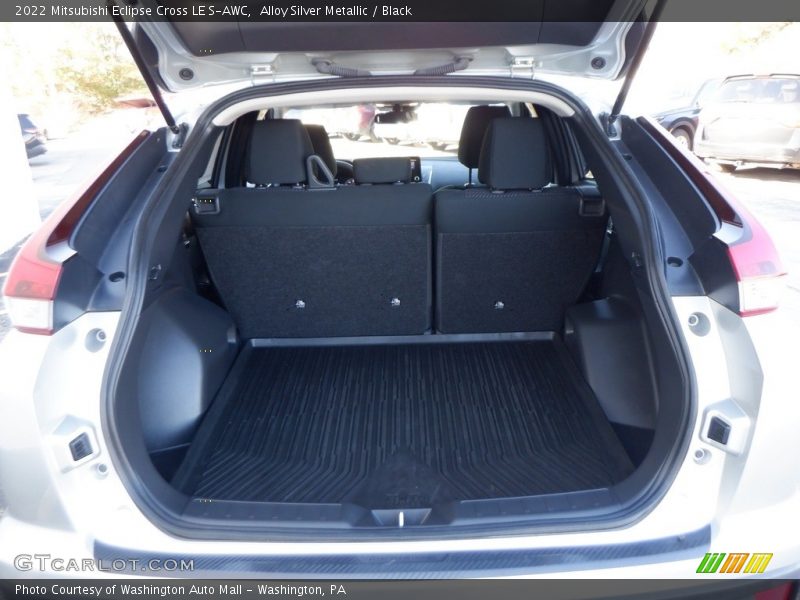  2022 Eclipse Cross LE S-AWC Trunk