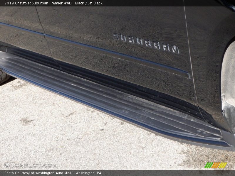 Black / Jet Black 2019 Chevrolet Suburban Premier 4WD
